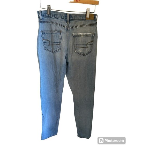 American Eagle Light Wash Destressed Mom Jeans Sz.4 - Picture 2 of 8